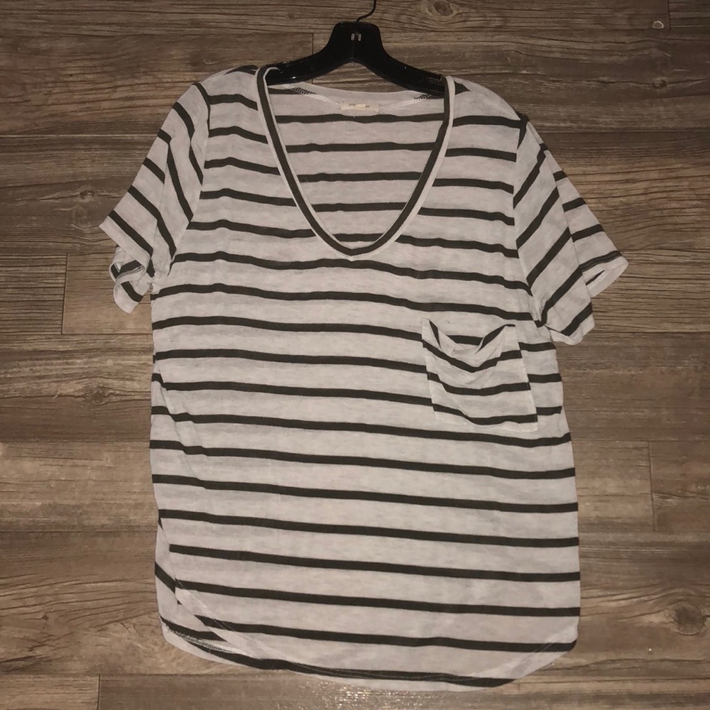 Olive and oatmeal striped v neck XL